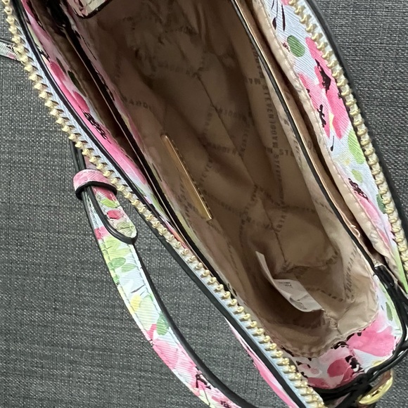 NWT STEVE MADDEN LOGO MINI CROSSBODY BAG PURSE - Picture 6 of 8